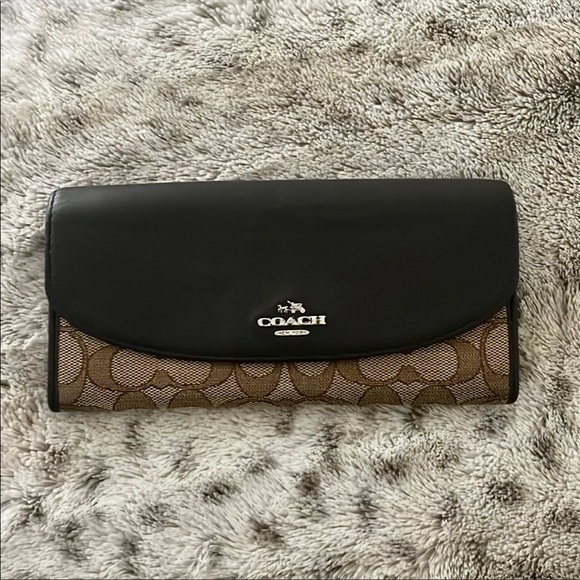 COACH Slim Snap Closure Envelope Wallet - Picture 1 of 9
